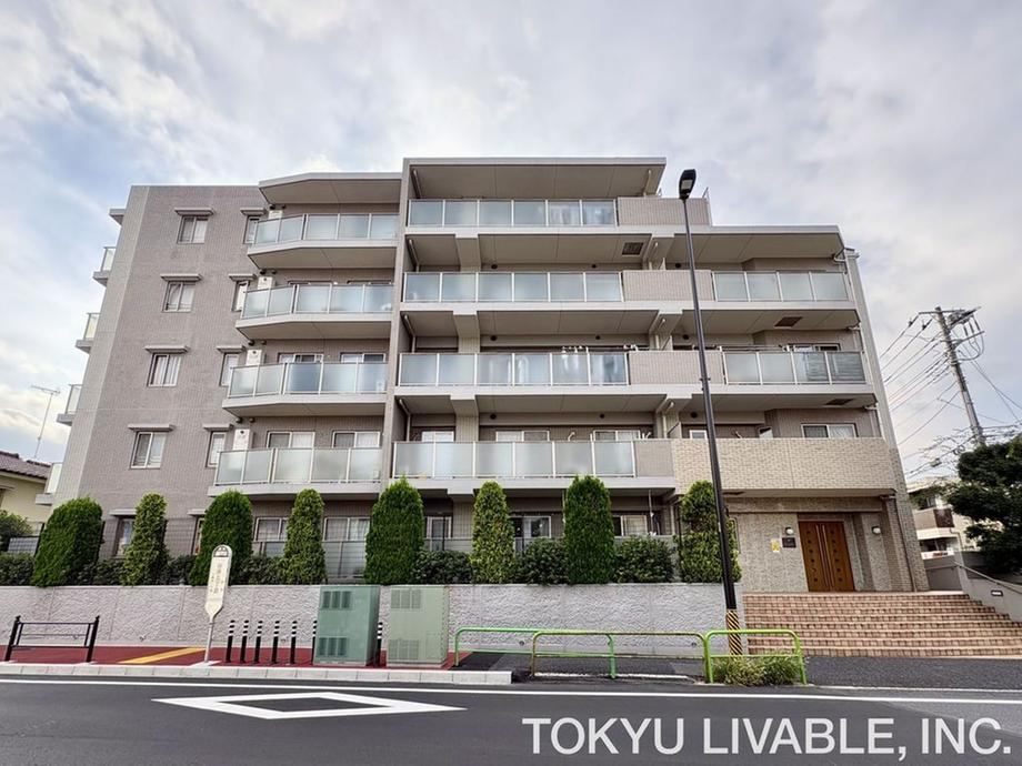 2LDK apartment in Nerima Ward, Tokyo - Photo 1