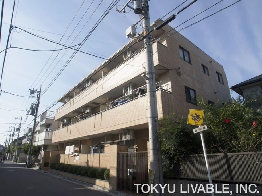 studio apartment in Nakano Ward, Tokyo - Photo 1
