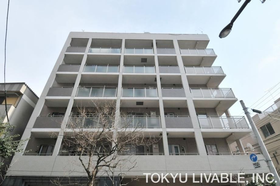 2LDK apartment in Koto Ward, Tokyo - Photo 1