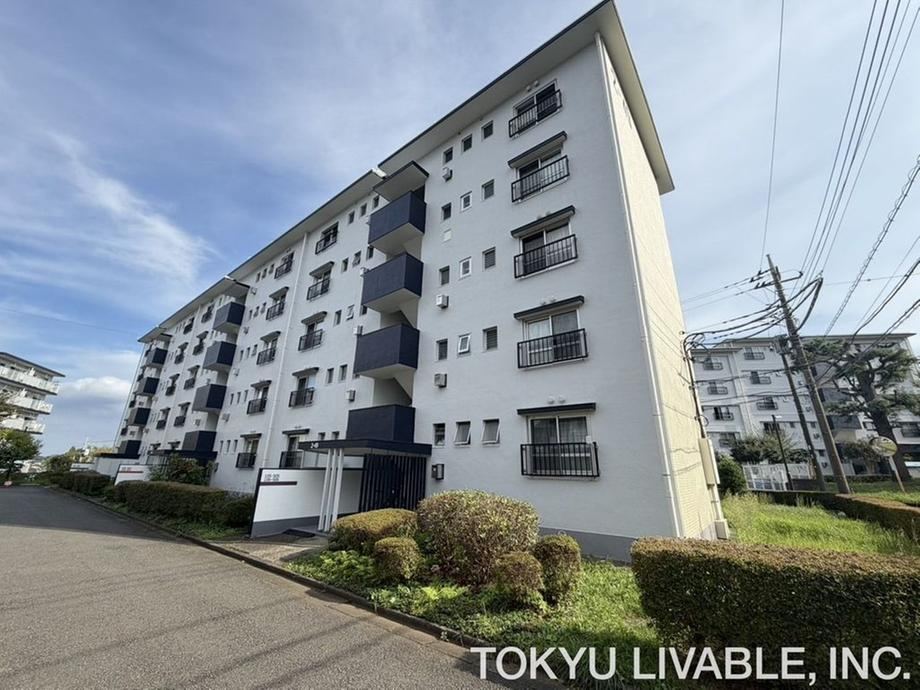 3DK apartment in Machida, Tokyo - Photo 1