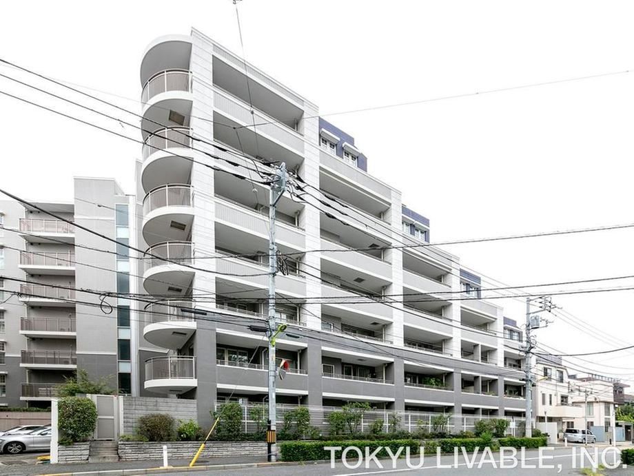 3LDK apartment in Setagaya Ward, Tokyo - Photo 1