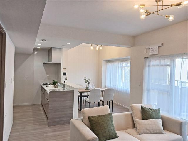 3LDK apartment in Higashinada Ward, Kobe, Hyogo - Photo 1