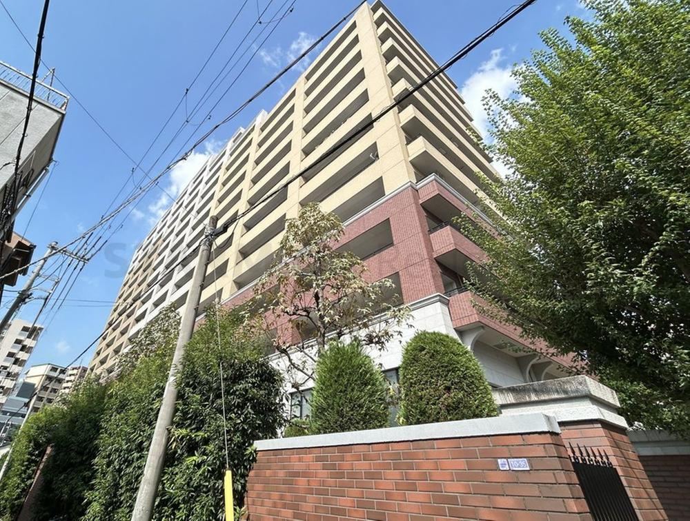 3LDK apartment in Fukushima Ward, Osaka - Photo 1