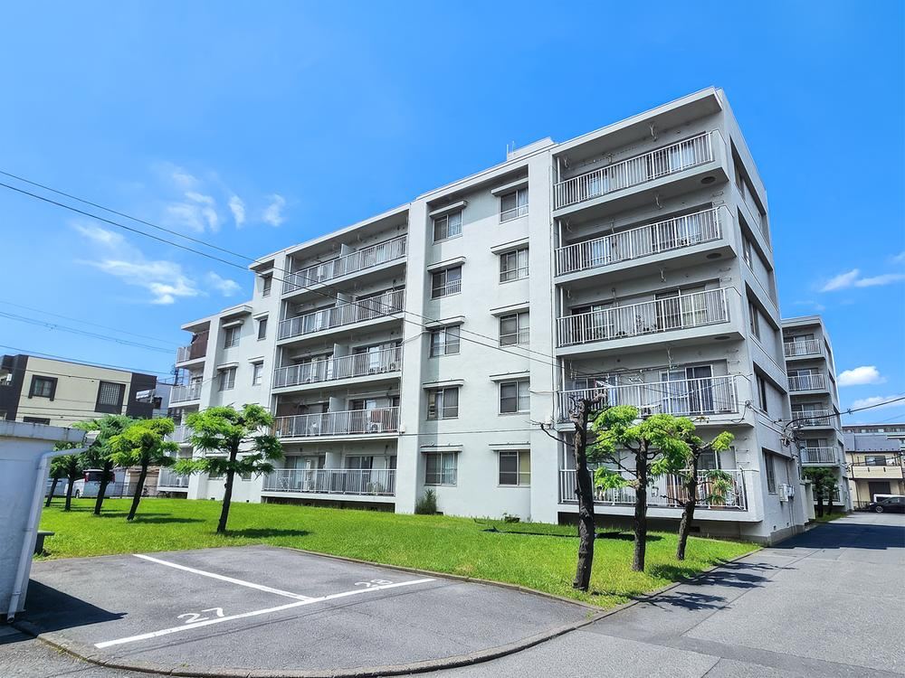 2LDK apartment in Funabashi, Chiba - Photo 1