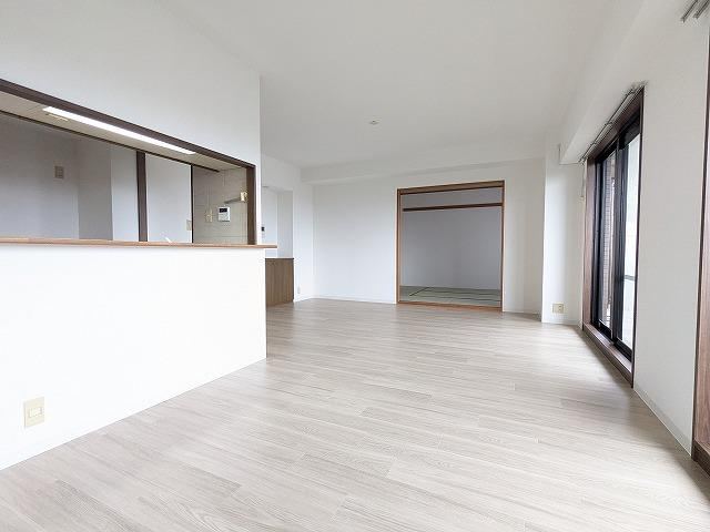3LDK apartment in Katano, Osaka - Photo 1