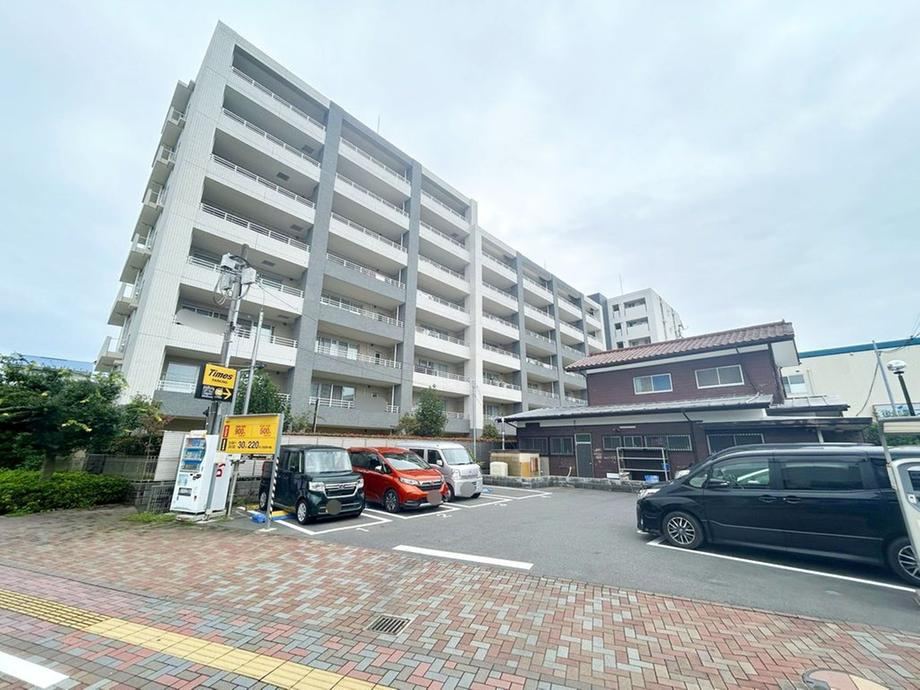 4LDK apartment in Niiza, Saitama - Photo 1