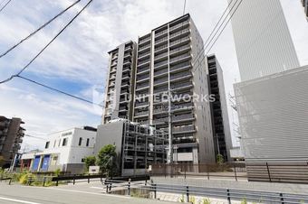 3LDK apartment in Nishi Ward