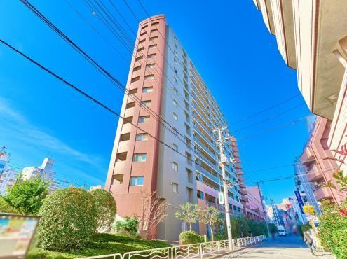 2LDK apartment in Koto Ward, Tokyo - Photo 1