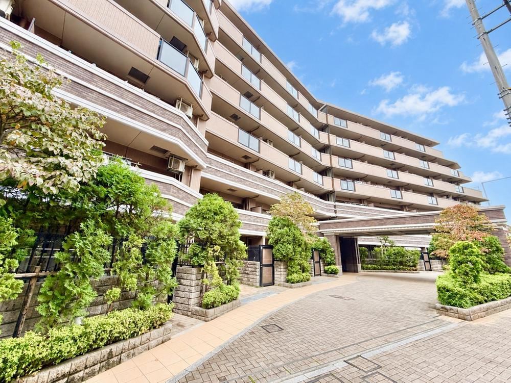 4LDK apartment in Tsurumi Ward, Yokohama, Kanagawa - Photo 1