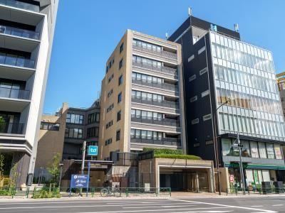 2LDK apartment in Minato Ward, Tokyo - Photo 1