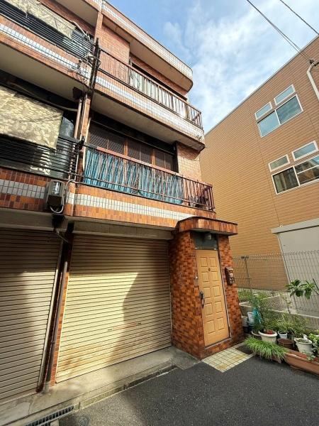 7KK house in Higashiosaka, Osaka - Photo 1