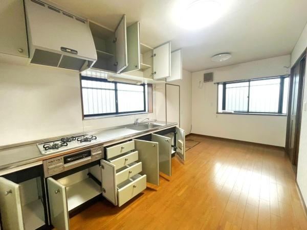 4LDK house in Ome, Tokyo - Photo 1
