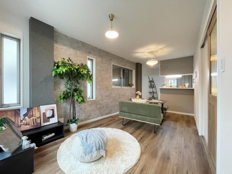 4LDK house in Joto Ward, Osaka - Photo 1