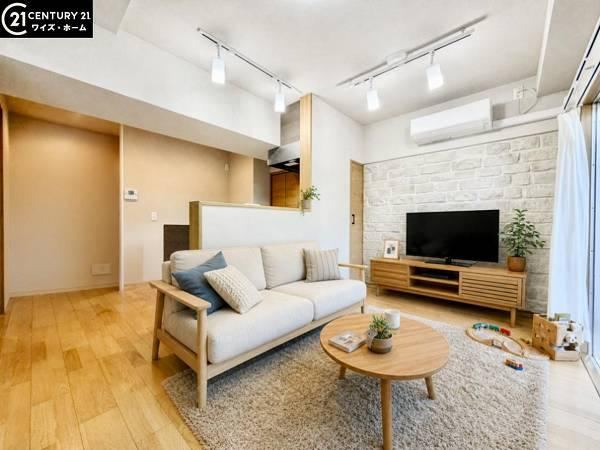 2LDK apartment in Bunkyo Ward, Tokyo - Photo 1