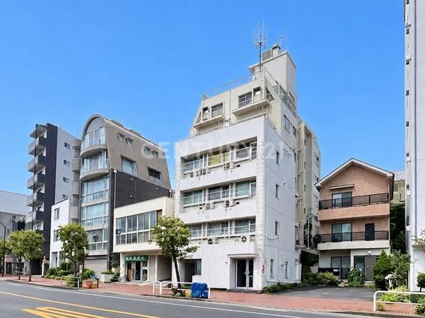 2DK apartment in Ota Ward, Tokyo - Photo 1