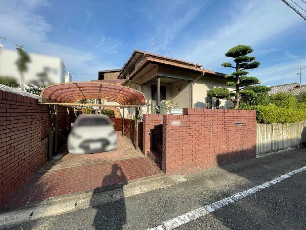 4LDK house in Onojo, Fukuoka - Photo 1