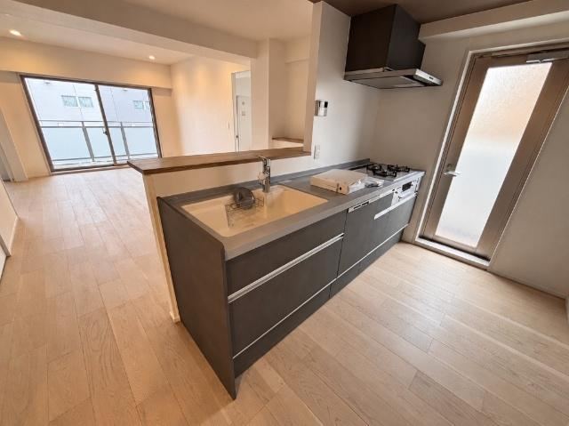 3LDK apartment in Ota Ward, Tokyo - Photo 1