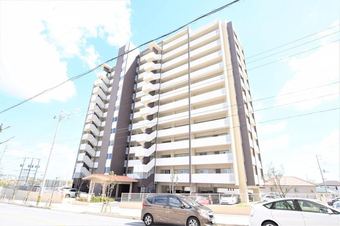 3LDK apartment in Nakagami District