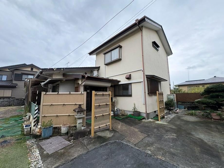 8LDK house in Fujinomiya, Shizuoka - Photo 1