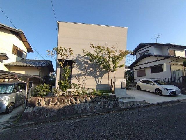 3LDK house in Hatsukaichi, Hiroshima - Photo 1