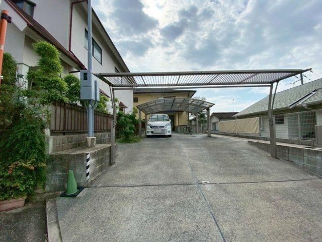 5LDK+S house in Nishi Ward, Hiroshima - Photo 1