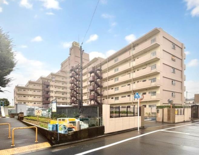 3LDK apartment in Adachi Ward, Tokyo - Photo 1