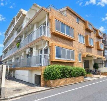 2DK apartment in Katsushika Ward, Tokyo - Photo 1