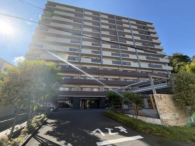 2LDK+S apartment in Niiza, Saitama - Photo 1