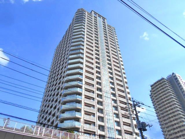 3LDK apartment in Kawaguchi, Saitama - Photo 1