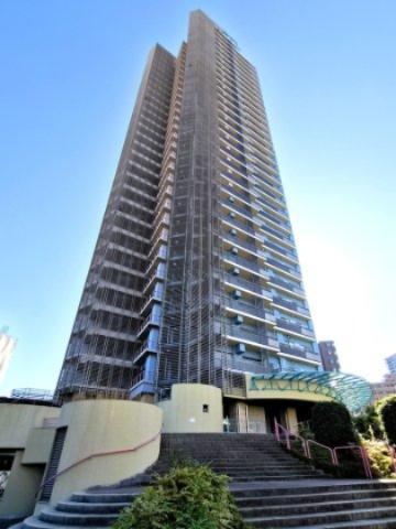 3LDK apartment in Kawaguchi, Saitama - Photo 1
