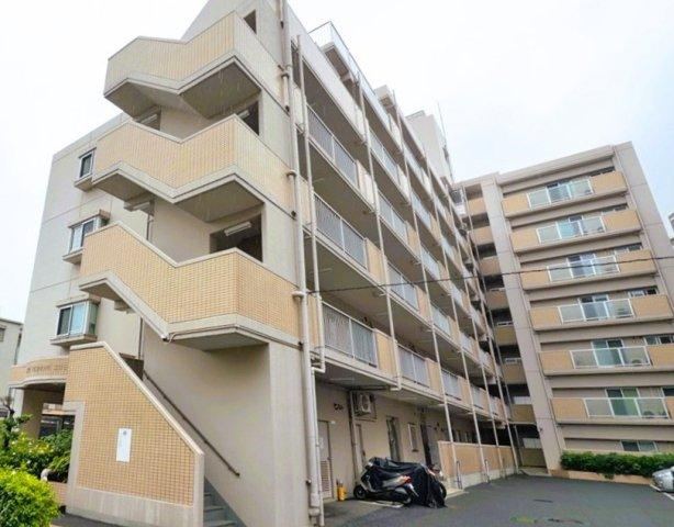 2LDK apartment in Kawaguchi, Saitama - Photo 1