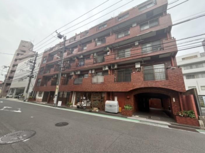 2LDK apartment in Kanagawa Ward, Yokohama, Kanagawa - Photo 1