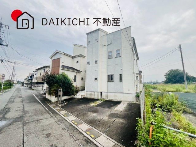 4LDK house in Konosu, Saitama - Photo 1