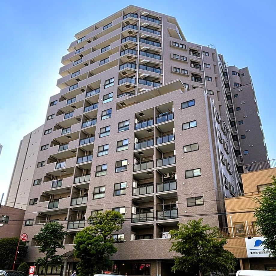 2LDK apartment in Toshima Ward, Tokyo - Photo 1