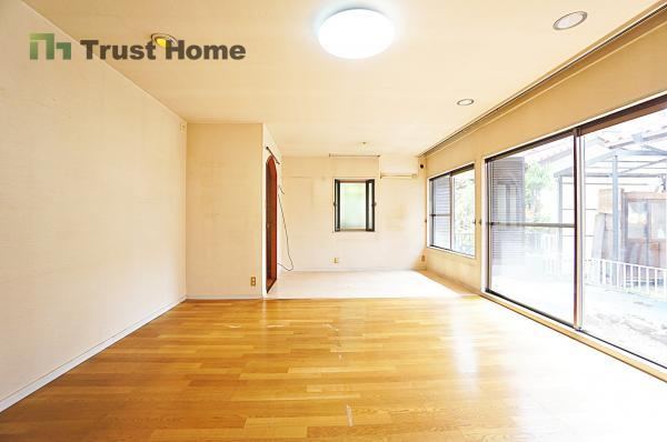 4LDK house in Tarumi Ward, Kobe, Hyogo - Photo 1
