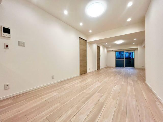 3LDK apartment in Meguro Ward, Tokyo - Photo 1