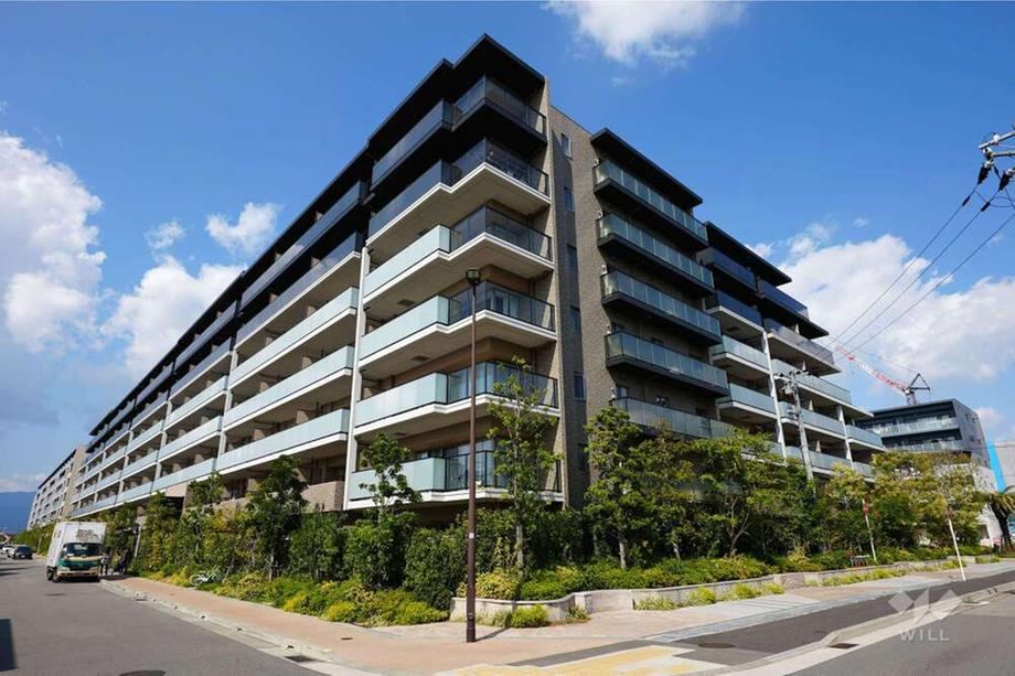 3LDK apartment in Nishinomiya, Hyogo - Photo 1