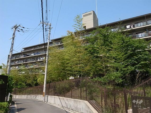 3LDK apartment in Suita, Osaka - Photo 1