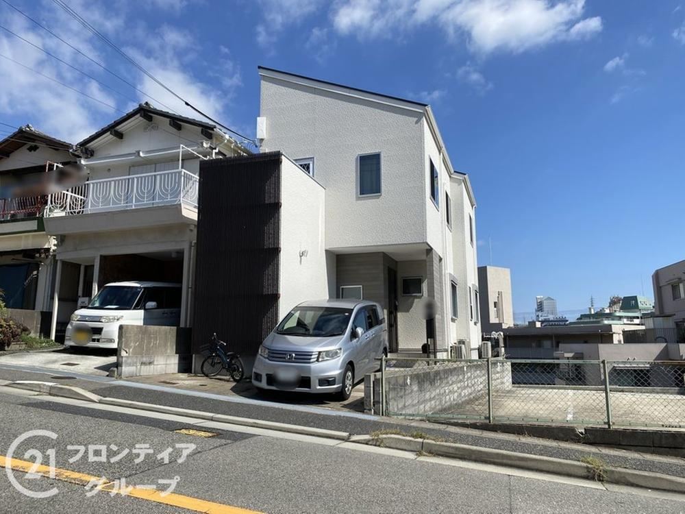 3LDK house in Tarumi Ward, Kobe, Hyogo - Photo 1