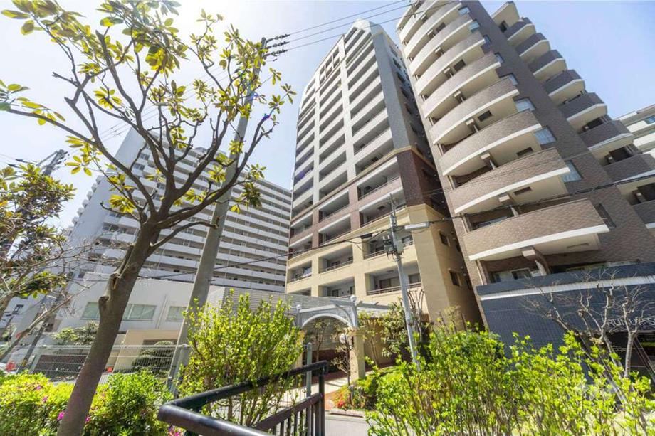 3LDK apartment in Nishi Ward, Osaka - Photo 1