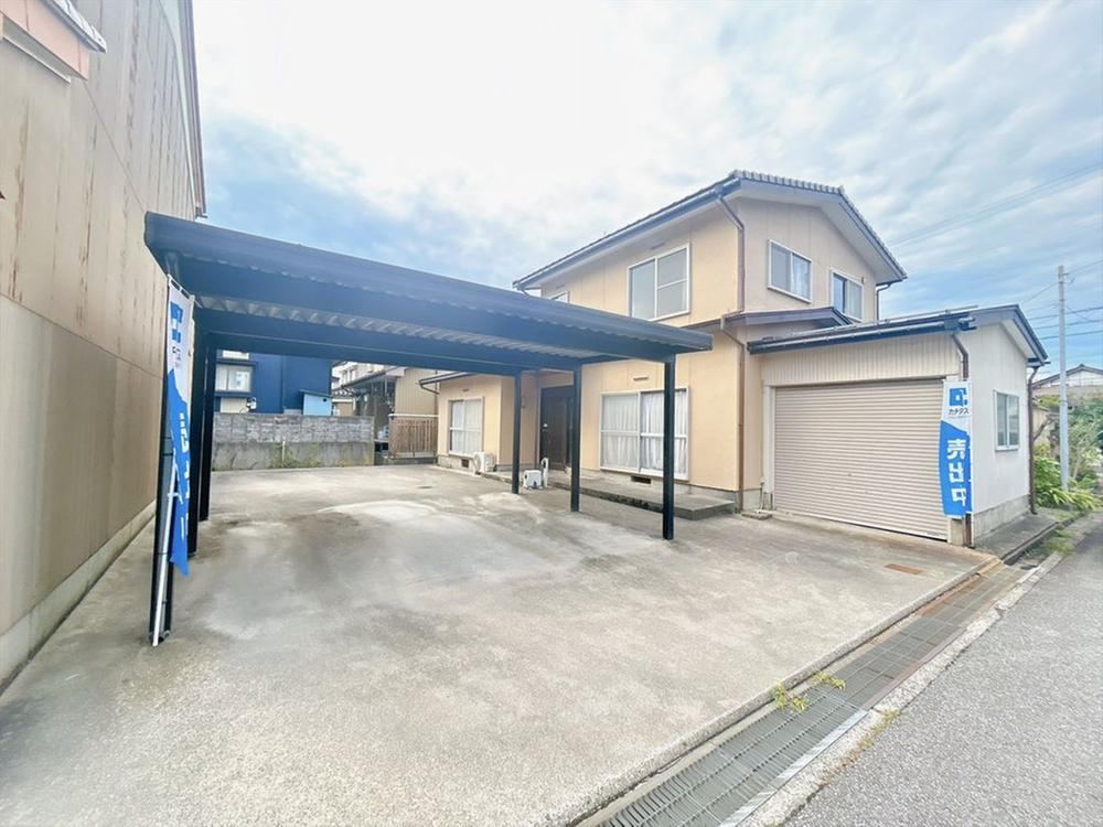 3LDK house in Imizu, Toyama - Photo 1
