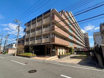 3LDK apartment in Takaishi