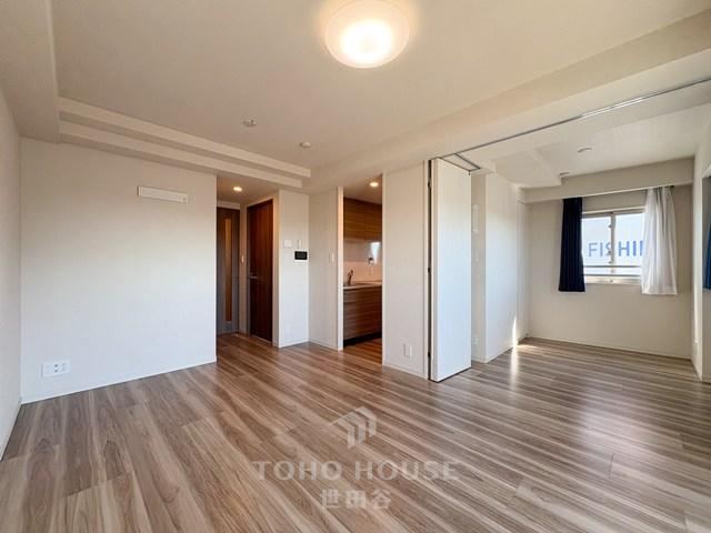 2LDK+S apartment in Nerima Ward, Tokyo - Photo 1