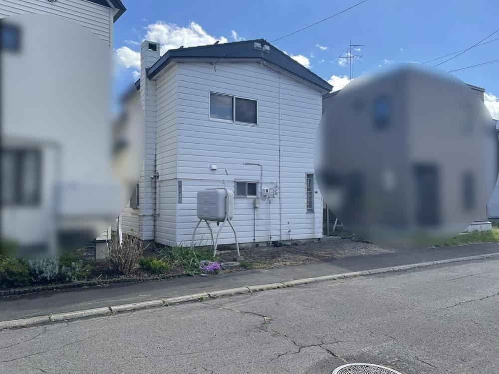 120 m² land in Kita Ward, Sapporo, Hokkaido - Photo 1
