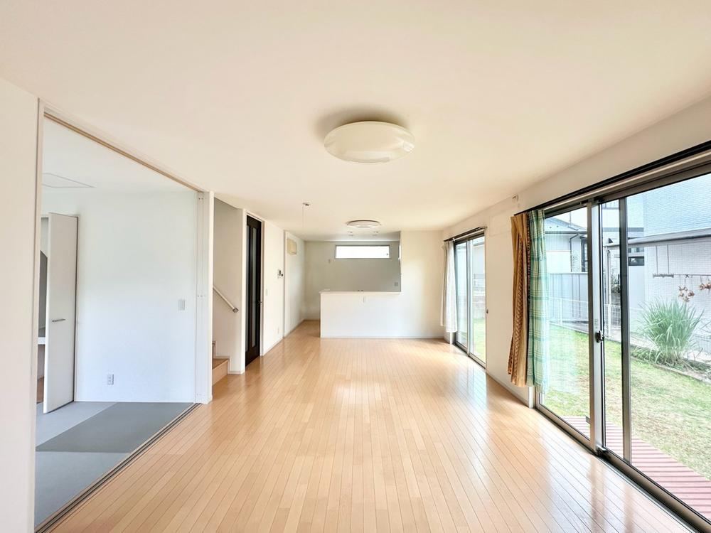 4LDK house in Asakita Ward, Hiroshima - Photo 1