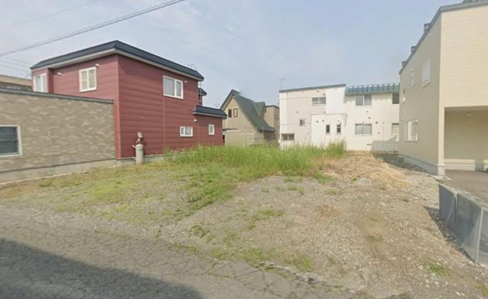 249 m² land in Kita Ward, Sapporo, Hokkaido - Photo 1