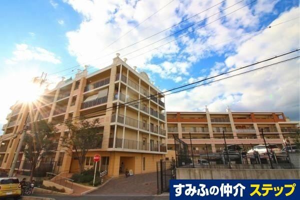3LDK apartment in Nara, Nara - Photo 1