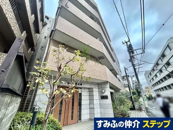 1K apartment in Shibuya Ward, Tokyo - Photo 1