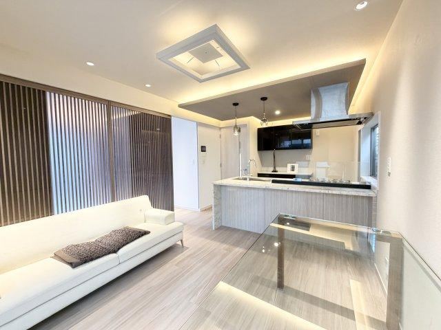 4LDK house in Katsushika Ward, Tokyo - Photo 1