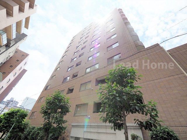 2LDK apartment in Meguro Ward, Tokyo - Photo 1